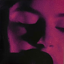 Load image into Gallery viewer, Gracie Abrams - That's So True b/w That's So True (Live at Radio City Music Hall) [7"/ 45 RPM/ Ltd Ed Magenta Vinyl]
